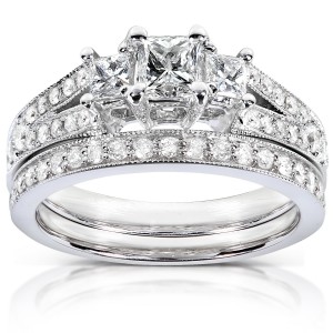 Gold 1ct TDW Princess-cut Diamond Bridal Set - Handcrafted By Name My Rings™