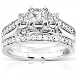 White Gold 4/5ct TDW Diamond Bridal Ring Set - Handcrafted By Name My Rings™