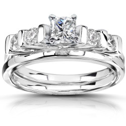 White Gold 5/8 ct TDW Diamond Bridal Ring Set - Handcrafted By Name My Rings™