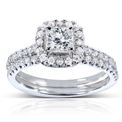 White Gold 7/8ct TDW Princess and Round-cut Halo Diamond Bridal Set - Handcrafted By Name My Rings™