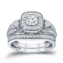 3/4ct TDW Halo Diamond Wedding Ring Sets - Handcrafted By Name My Rings™