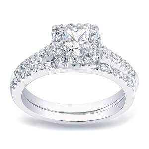 Platinum 3/4ct TDW Princess Cut Diamond Halo Bridal Ring Set - Handcrafted By Name My Rings™