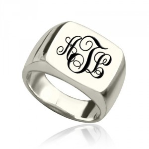 Personalised Signet Ring with Monogram - Handcrafted By Name My Rings™